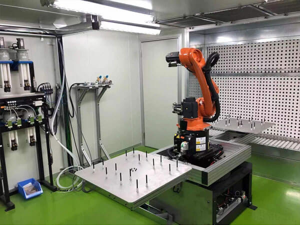 proimages/products/12Automatic_Produce/12-01-03Robot-Automatic-Spaying-Machine.jpg