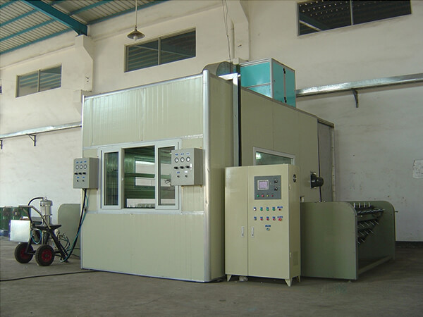 proimages/products/12Automatic_Produce/12-12-01Thimble-auto-pallet-spraying-machine.jpg