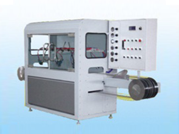 proimages/products/12Automatic_Produce/12-16-02Auto-moulding-spraying-machine.jpg
